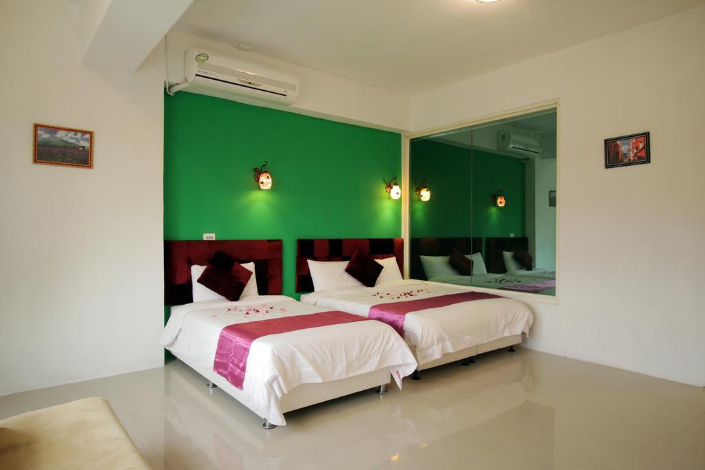 Rainbowtown Hotel Hualien Quarto foto