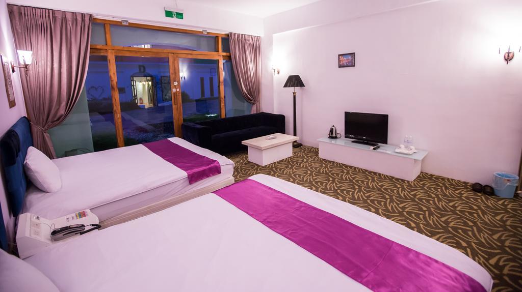 Rainbowtown Hotel Hualien Quarto foto